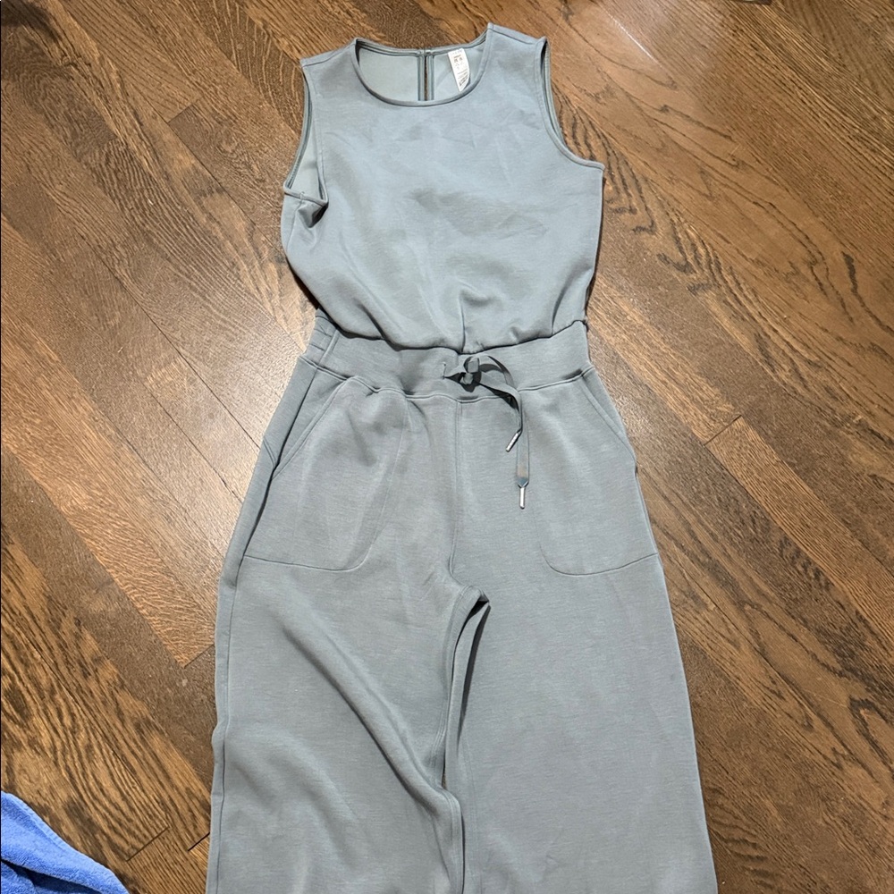 SPANX Sleeveless Jumpsuit in Light Gray